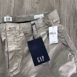 GAP Womens NWT Chino Pants